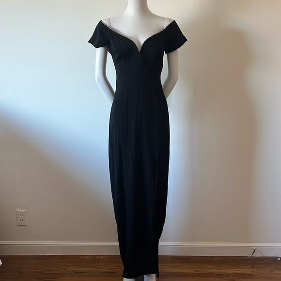 TADASHI Black Stretch Rhinestone Neckline Formal Dress Gown. Made in USA Size L - Picture 1 of 9